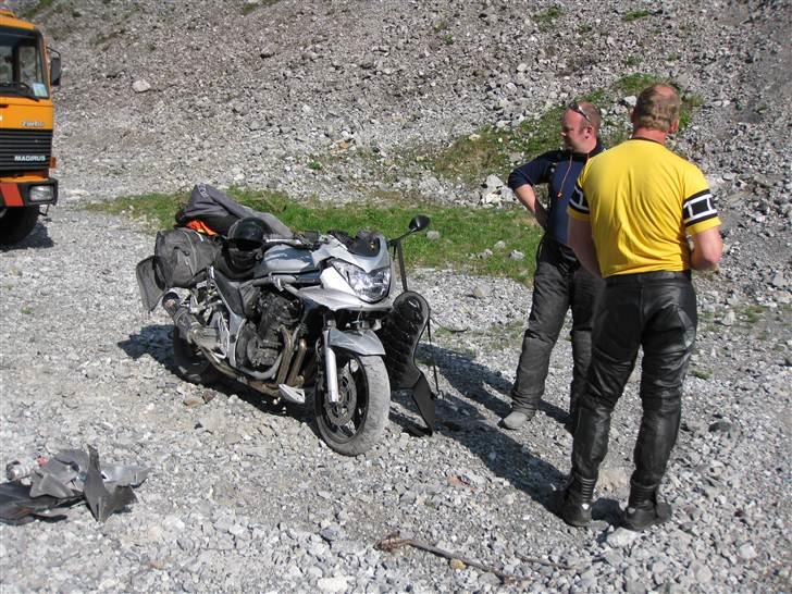 Suzuki 650 Bandit S {skrottet} - Smadremanden har været på spil!! billede 20