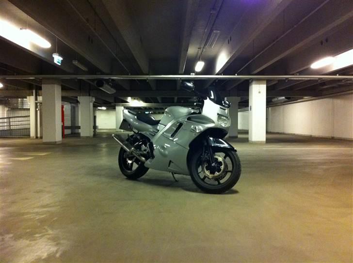 Honda >CBR 600 F2< billede 15