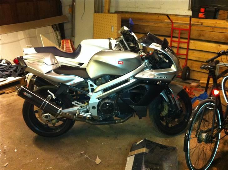 Aprilia SL1000 solgt billede 3