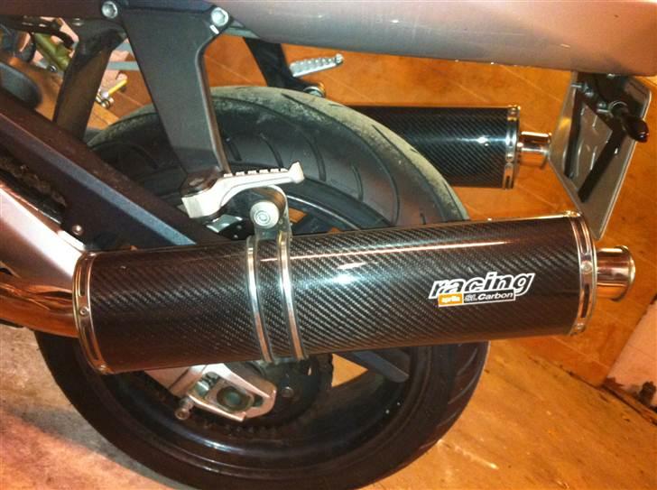 Aprilia SL1000 solgt billede 7