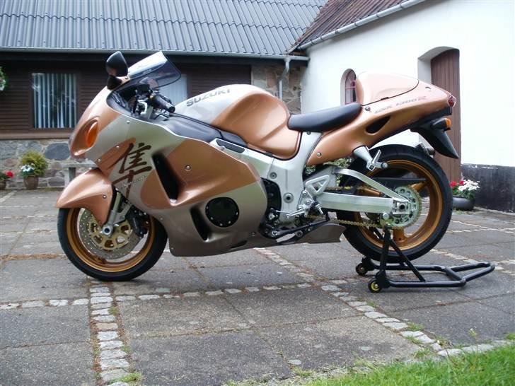 Suzuki GSX 1300 R Hayabusa Turbo *solgt* billede 5