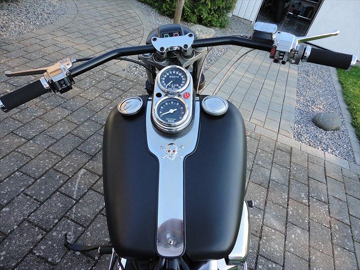 Harley Davidson 1200 FXE Superglide - Bemærk - omdrejningstæller- standard på FXE billede 2