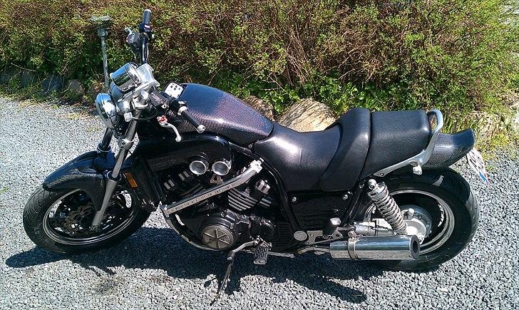 Yamaha Vmax - Så blev min Vmax endelig færdig. 
Nu skal der straffes noget asfaldt !! billede 1