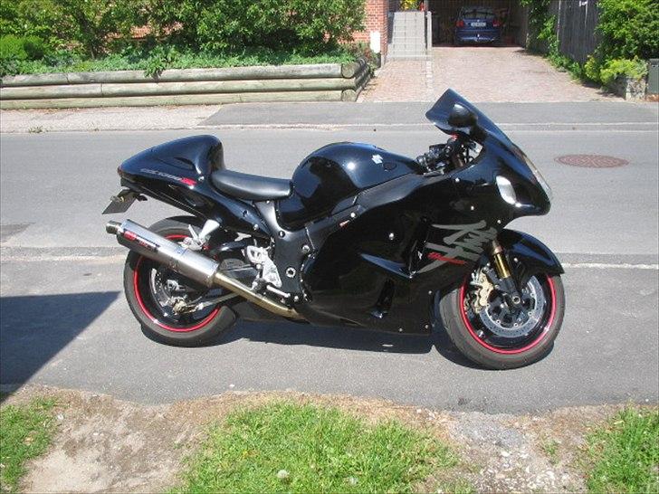 Suzuki GSX 1300 R - Ultra gloss polering - det holder billede 4