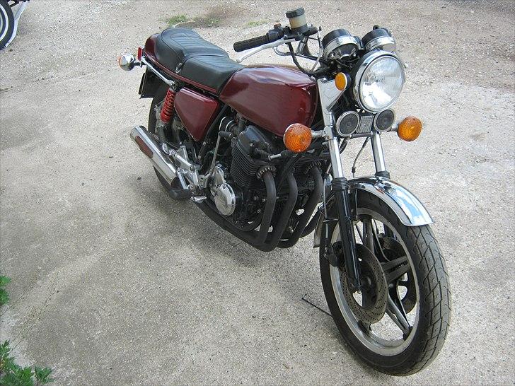 Honda CB 750 F II Super Sport - Møg-rå gammel bike, synes jeg! billede 2