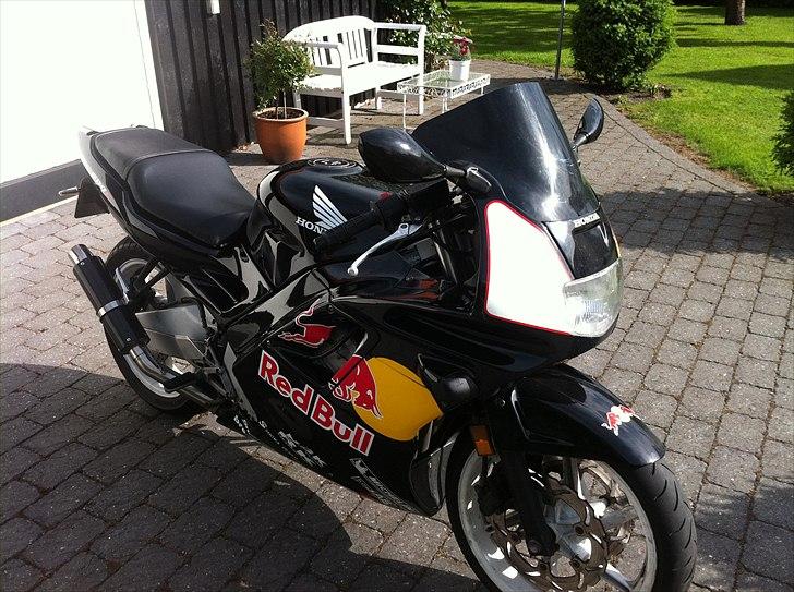 Honda CBR 600 F2 RedBull billede 4