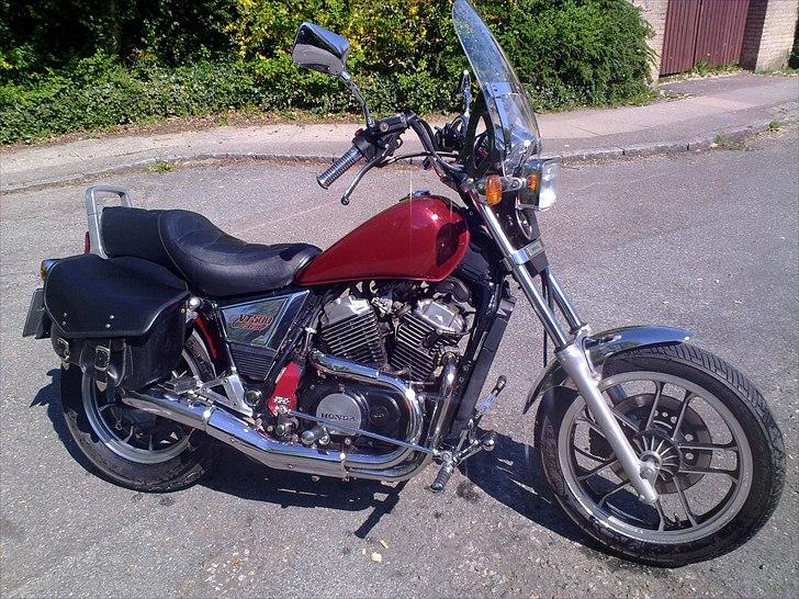 Honda VT500C billede 1