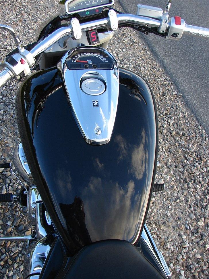 Suzuki M1800r billede 12