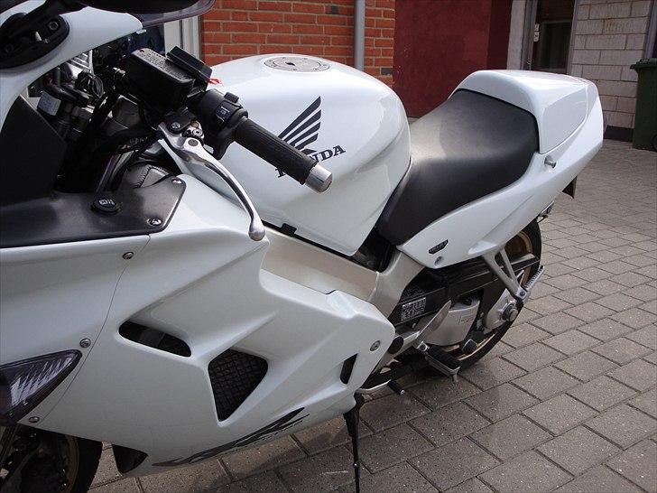 Honda VFR 800 billede 6