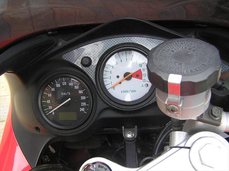 Suzuki SV 650s (Solgt) billede 4