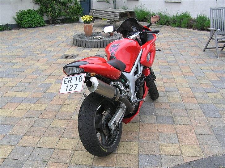 Suzuki SV 650s (Solgt) billede 2