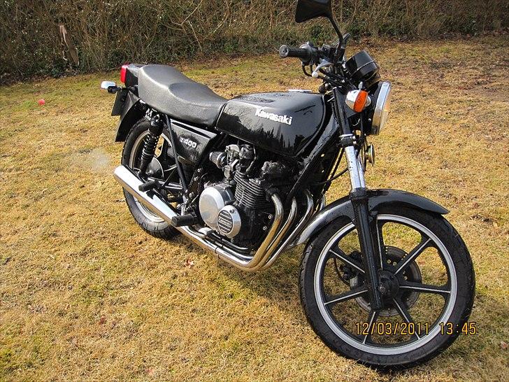 Kawasaki Z400 billede 4