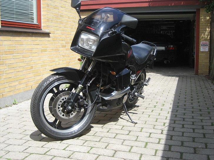 Kawasaki GPZ 750 TURBO billede 3