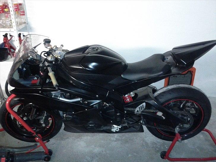 Yamaha YZF R6 billede 15