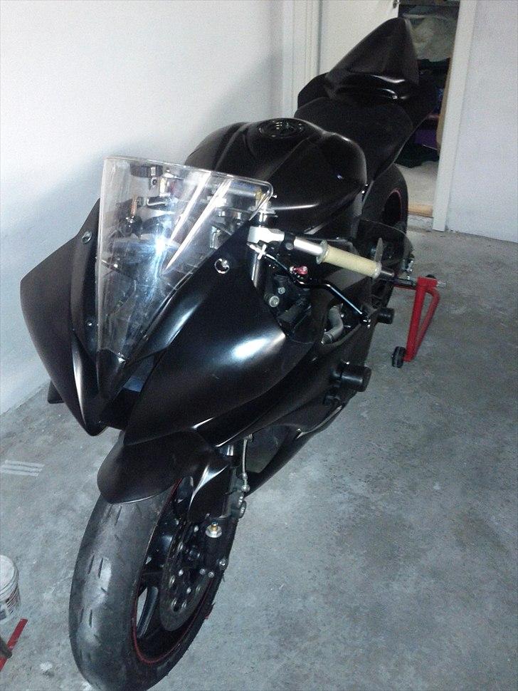 Yamaha YZF R6 billede 1