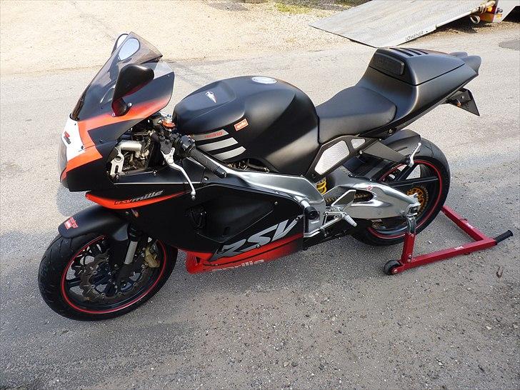 Aprilia RSV Mille billede 8