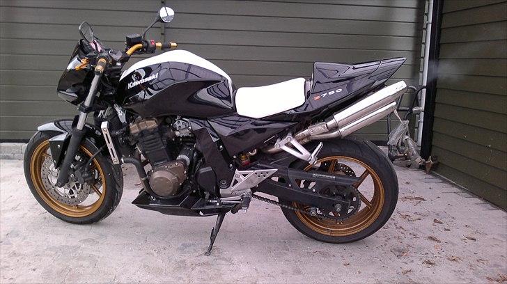 Kawasaki Z 750 (okt 2011 - totalskadet :-(...) billede 20