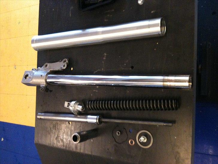 Suzuki GSX-R 1100 *SOLGT"* - Utæt forgaffel.. Det er den ikke mere! billede 13