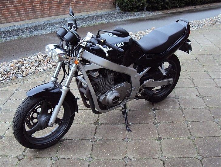 Suzuki GS 500 (Solgt) billede 1