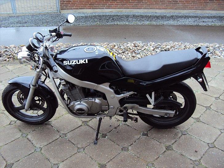 Suzuki GS 500 (Solgt) billede 8