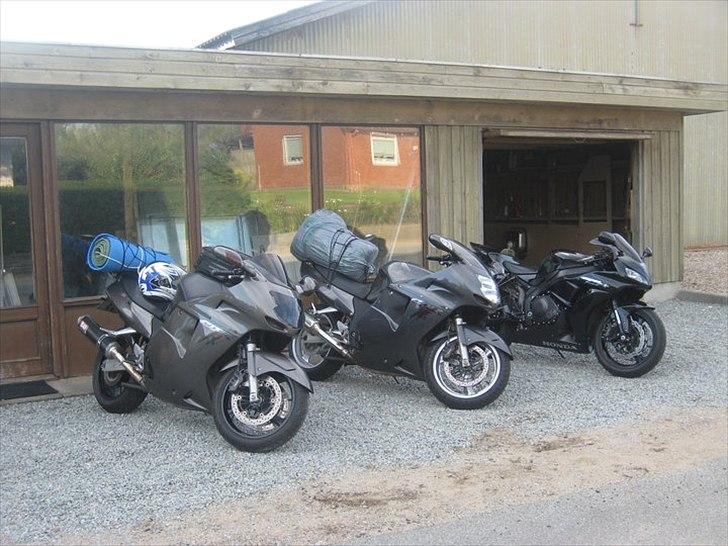 Honda Super Black Bird 1100xx - Så blev der taget lidt af vindskærmen :) og klar til Thytræf 2010 billede 19