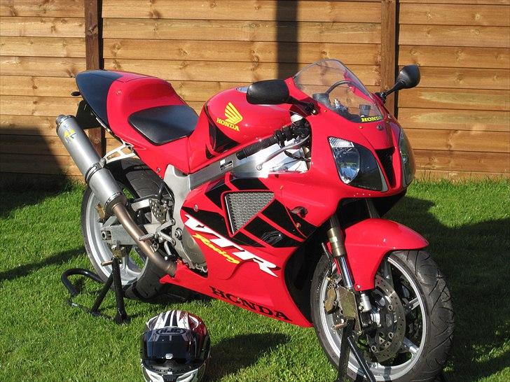 Honda vtr 1000 sp1 billede 7