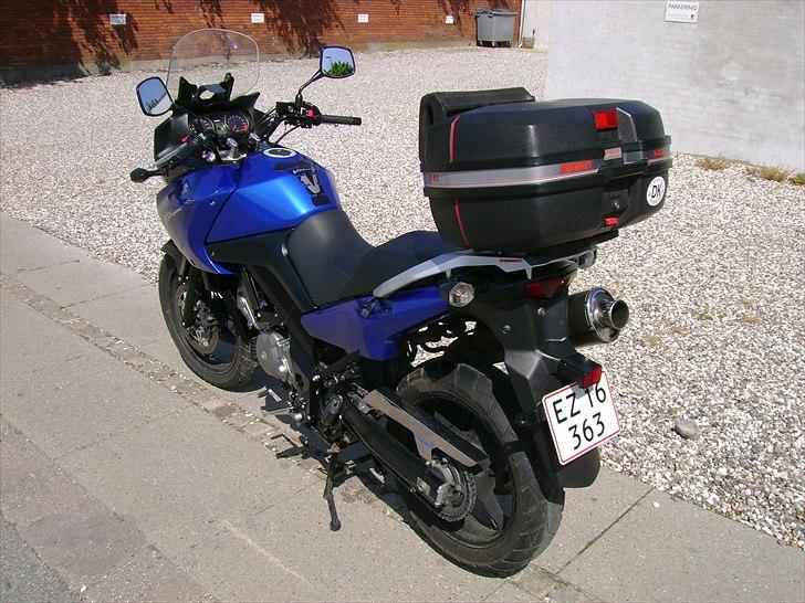 Suzuki DL 650 V-strom SOLGT billede 2