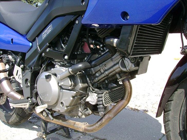 Suzuki DL 650 V-strom SOLGT billede 9