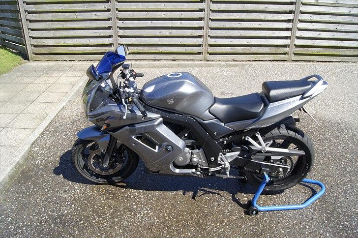 Suzuki sv 650s billede 2