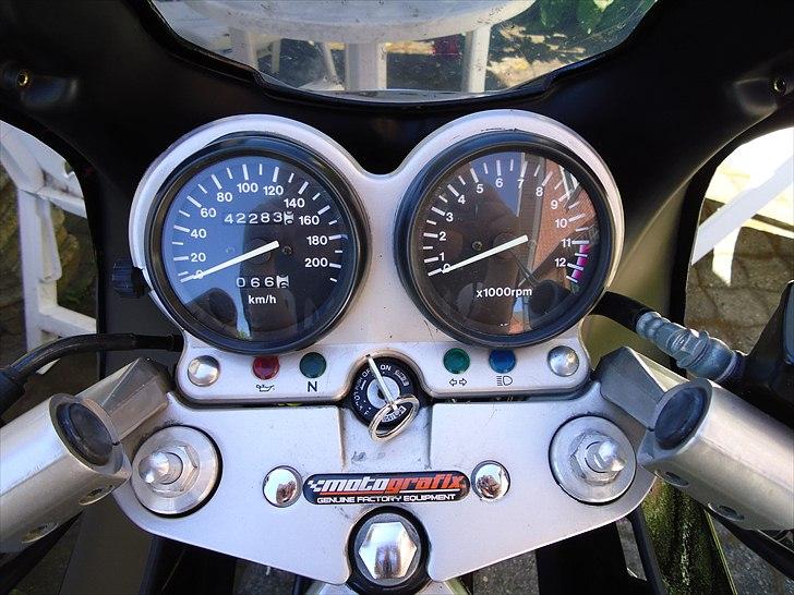 Suzuki GS 500 E billede 12