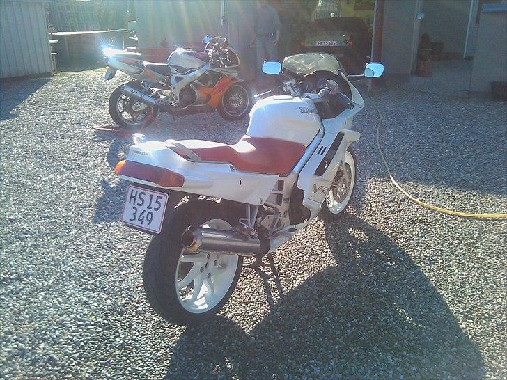 Honda VFR 750 F billede 6