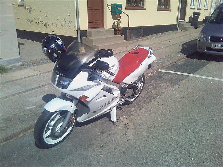 Honda VFR 750 F billede 7