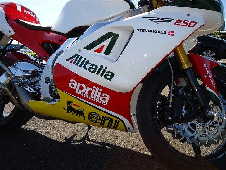 Aprilia RS 250 billede 2