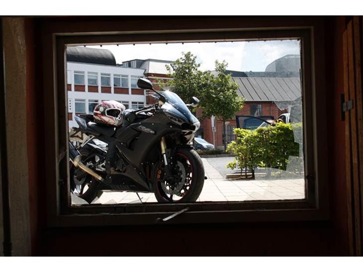 Yamaha » YZF-R6 "Sorte" :) billede 1