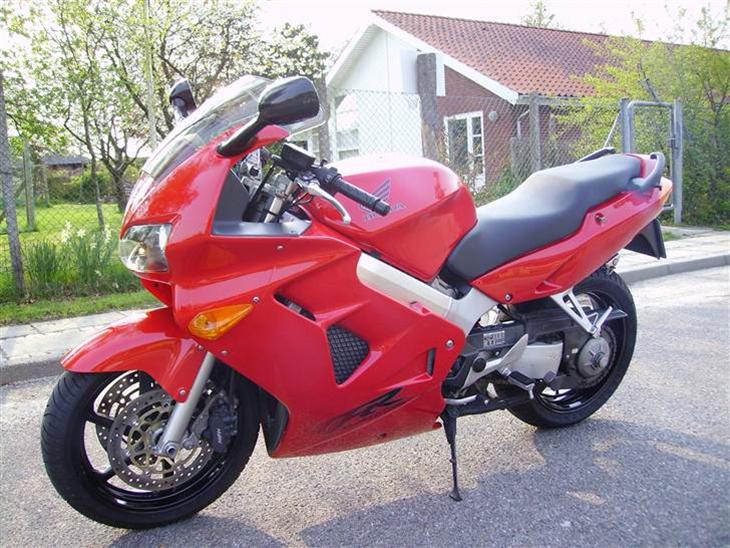 Honda vfr 800 1998