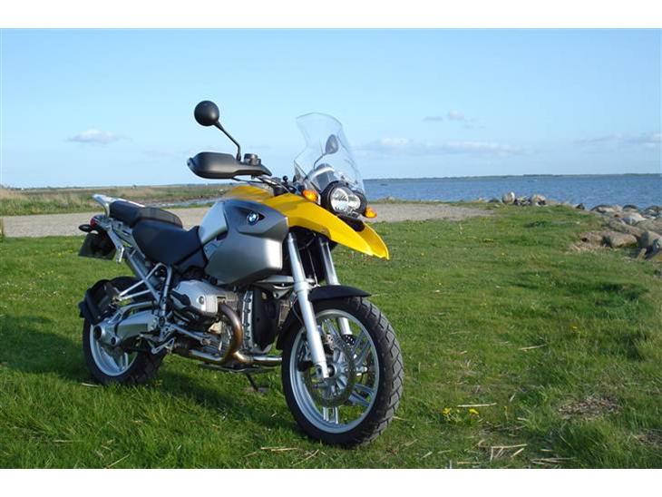 {{currentPhoto.altText}} billede {{currentPhoto.number}}