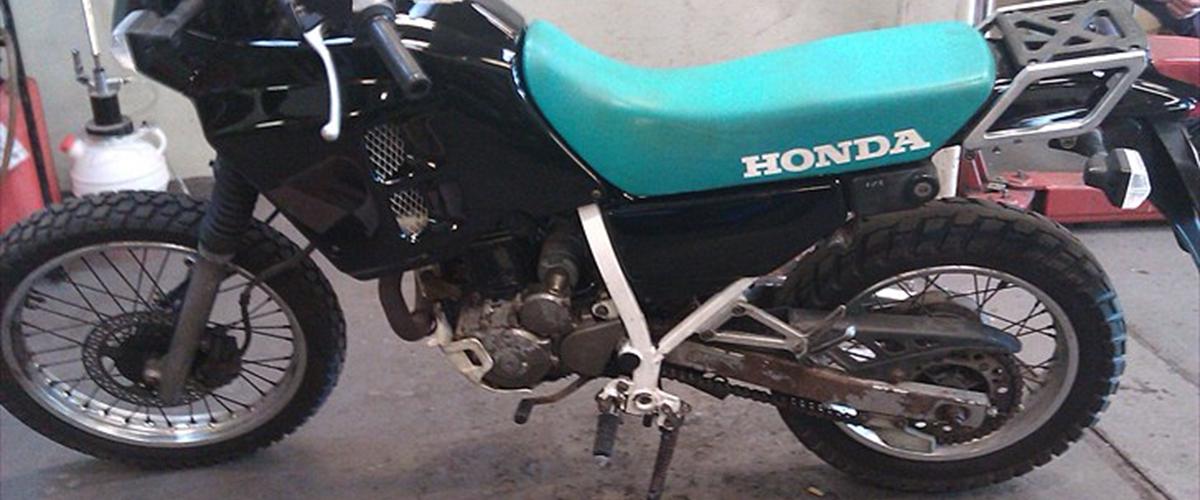 Honda nx250 dominator