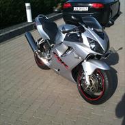 Honda CBR 600 F4i "Sølvpilen"