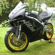 Suzuki gsxr 750 srad