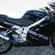 Honda VFR 750