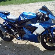 Yamaha R1