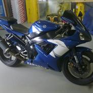 Yamaha R1