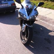 Yamaha YZF-R1