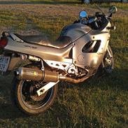 Suzuki GSX 750 F