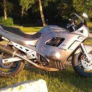 Suzuki GSX 750 F