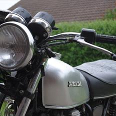 Honda CB 250