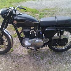 Ariel VB 600