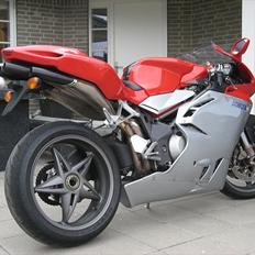 MV Agusta F4 750
