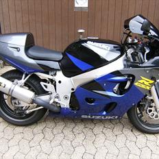 Suzuki GSX R