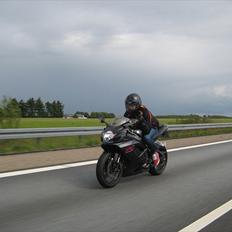 Suzuki GSX-R 750 *Solgt*